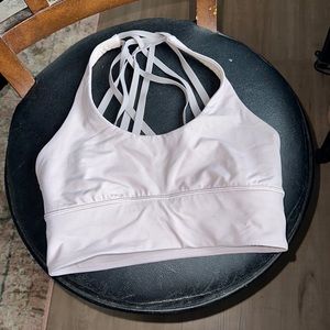 Lululemon sports bra worn a few times, very good new condition